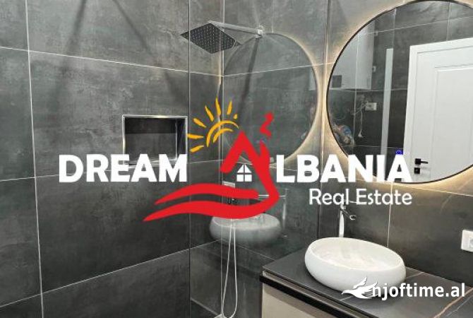 Shtepi ne shitje Apartament ne Tirane, 2+1, Mobilimi Bosh, pa mobiluar, Pagesa 335,000  Euro.