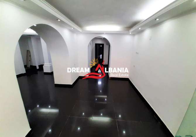 Ambient biznesi me qera 1+1 ne Tirane - 550 Euro
