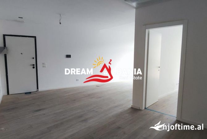 Ambjent Biznesi me Qera ne Rezidencen Lake View, perballe Liqenit Artificial ne Tirane (ID 42611170)