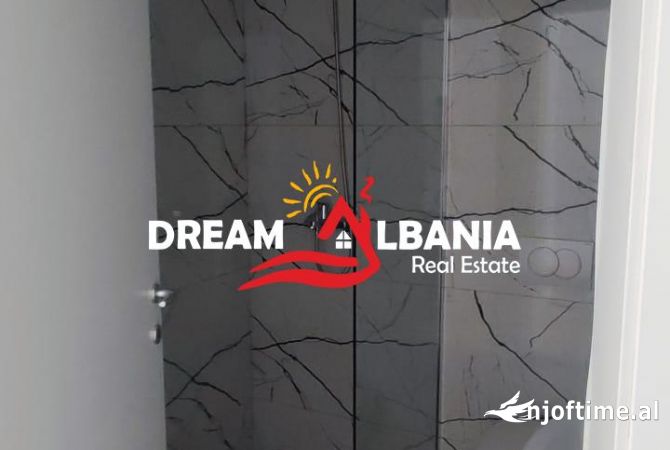 Ambjent Biznesi me Qera ne Rezidencen Lake View, perballe Liqenit Artificial ne Tirane (ID 42611170)