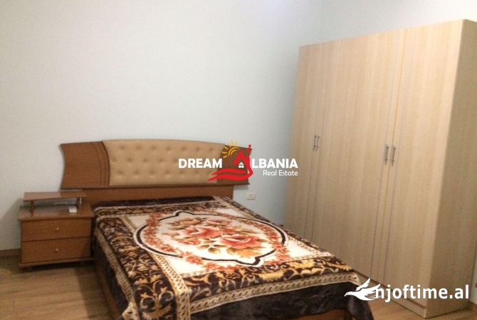 Shtepi me qera 2+1 ne Tirane - 700 Euro