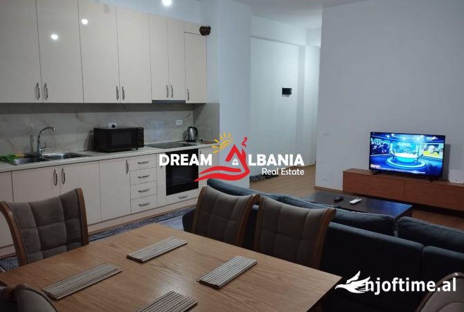 Shtepi me qera 2+1 ne Tirane - 550 Euro