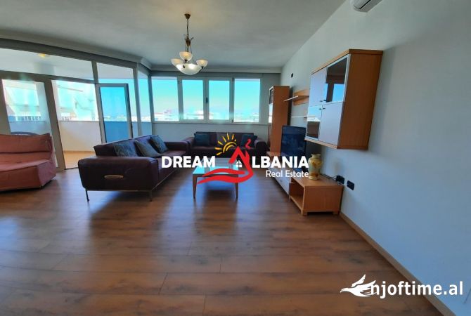 Shtepi me qera 3+1 ne Tirane - 1,500 Euro