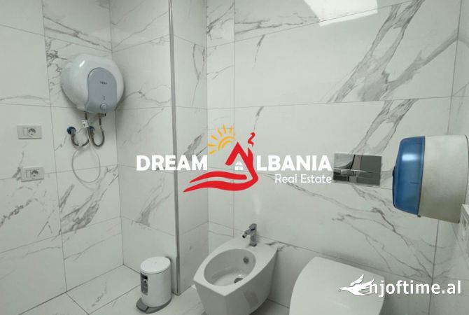 Ambjent zyrash me qera tek Rruga e Elbasanit (ID 4261994)