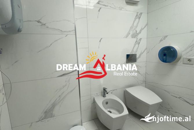 Ambjent zyrash me qera tek Rruga e Elbasanit (ID 4261994)