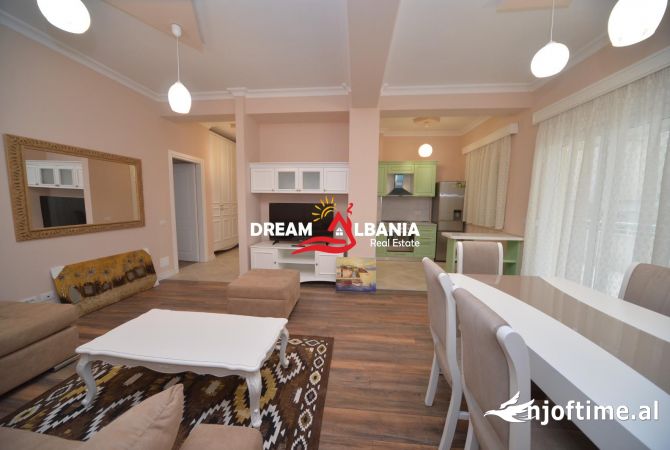 Shtepi me qera 2+1 ne Tirane - 1,100 Euro