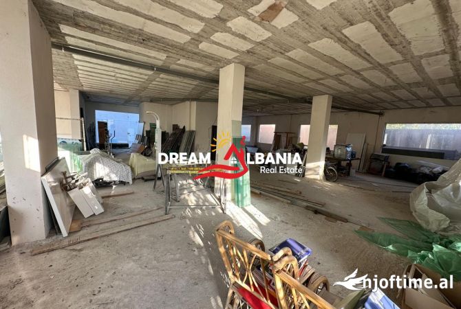 Ambient biznesi ne shitje 4+1 ne Tirane - 210,000 Euro