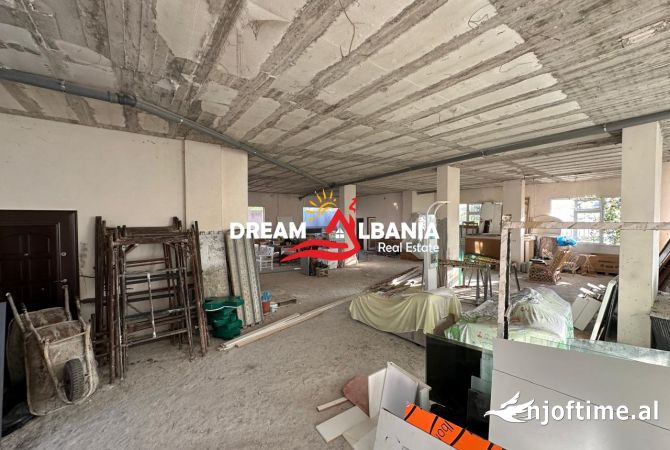 Ambient biznesi ne shitje 4+1 ne Tirane - 210,000 Euro