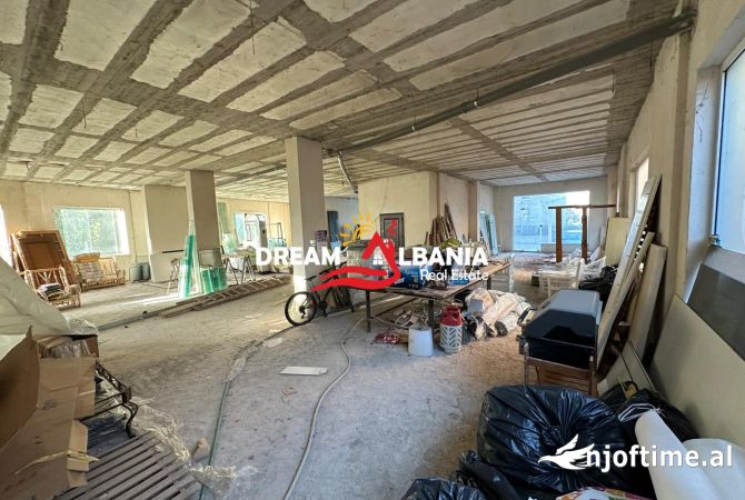 Ambient biznesi ne shitje 4+1 ne Tirane - 210,000 Euro