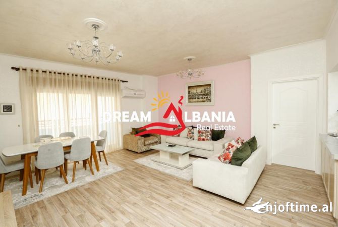 Shtepi ne shitje 3+1 ne Tirane - 420,000 Euro