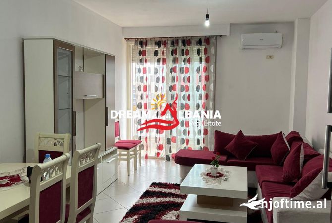 Shtepi me qera 2+1 ne Tirane - 600 Euro