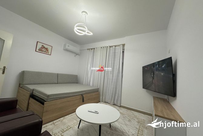 Shtepi me qera 2+1 ne Tirane - 490 Euro