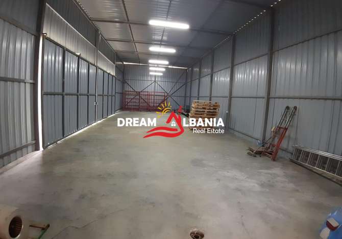 Business Property for Rent 4+1 in Tirana - 700 Euro