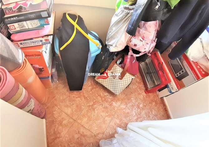 Shtepi ne shitje  ne Tirane, 1+1, Mobilimi Bosh, pa mobiluar, Pagesa 58,000  Euro.