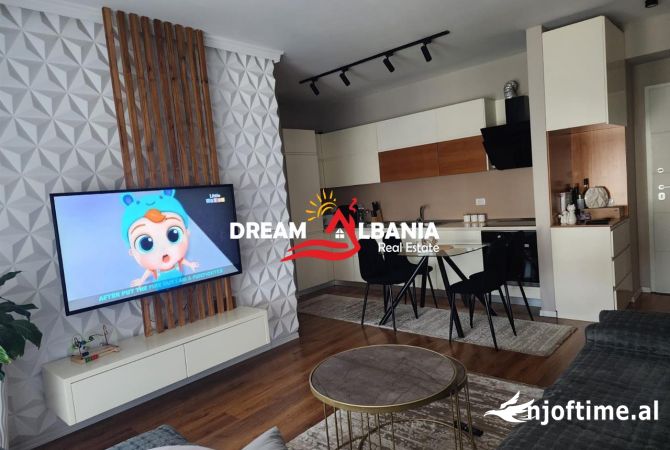 Shtepi me qera 2+1 ne Tirane - 800 Euro
