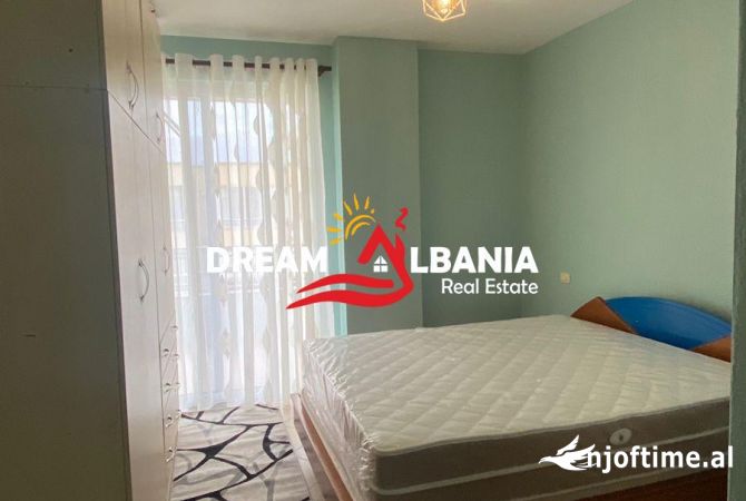 Shtepi ne shitje Apartament ne Tirane, 2+1, Mobilimi E mobiluar, Pagesa 100,000  Euro.