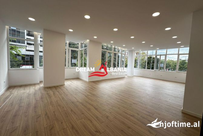 Ambient biznesi ne shitje 3+1 ne Tirane - 230,000 Euro