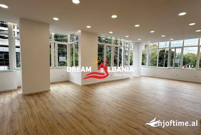Ambient biznesi ne shitje 3+1 ne Tirane - 230,000 Euro