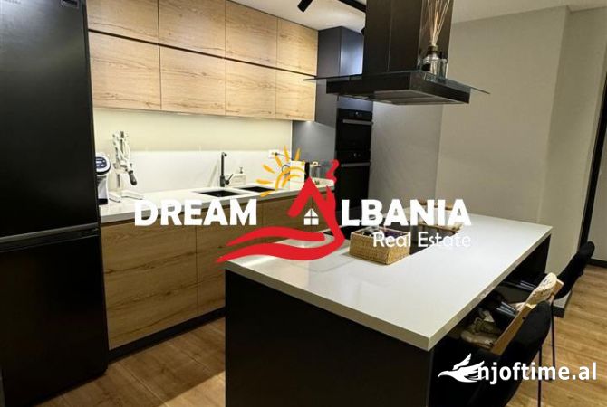 Shtepi ne shitje Apartament ne Tirane, 2+1, Mobilimi E mobiluar, Pagesa 249,000  Euro.