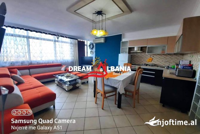 Shtepi me qera 3+1 ne Tirane - 800 Euro