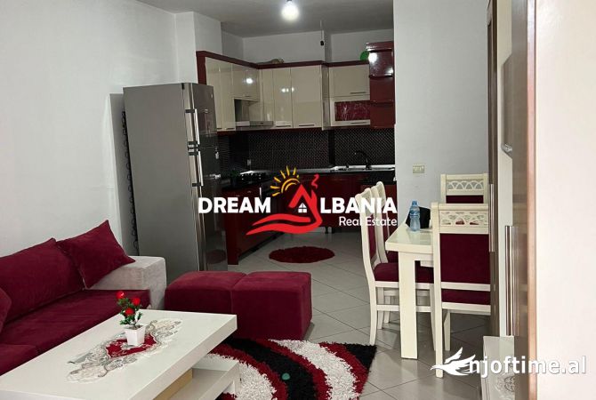Shtepi me qera 2+1 ne Tirane - 600 Euro