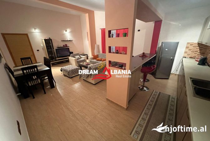 Shtepi me qera 2+1 ne Tirane - 500 Euro