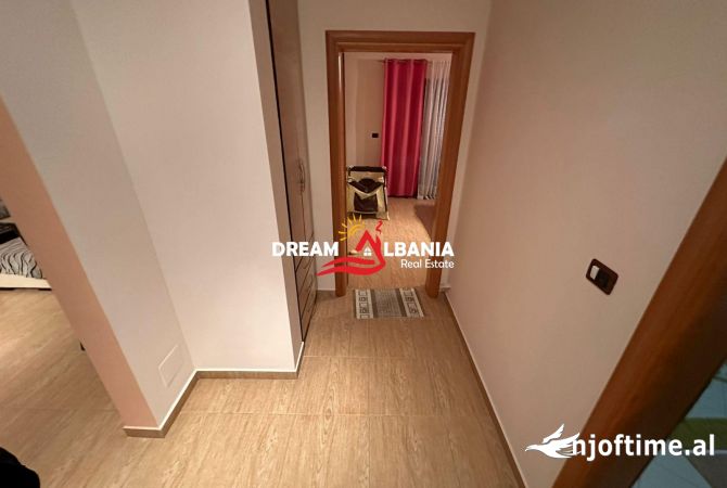 Shtepi me qera Apartament ne Tirane, 2+1, Mobilimi E mobiluar, Pagesa 500  Euro.