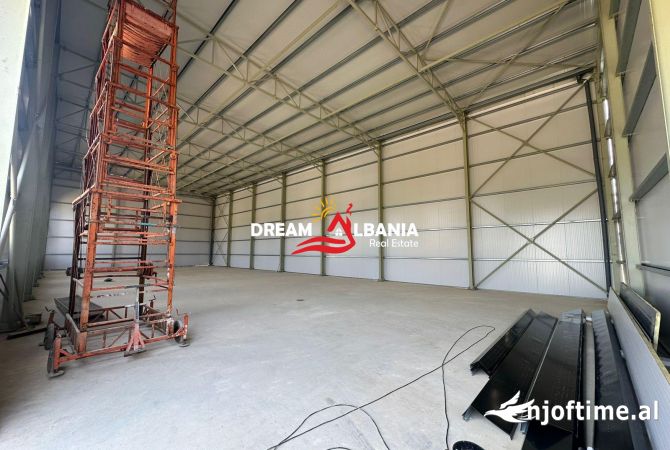 Ambient biznesi me qera 4+1 ne Tirane - 2,500 Euro