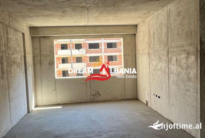 Shtepi ne shitje 1+1 ne Tirane - 90,000 Euro