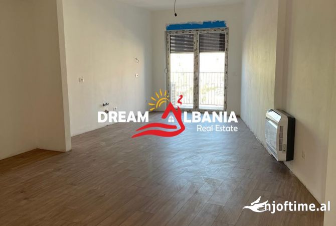 Shtepi me qera 3+1 ne Tirane - 500 Euro