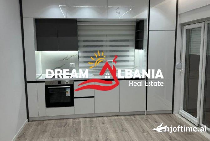 Ambient biznesi me qera 3+1 ne Tirane - 800 Euro
