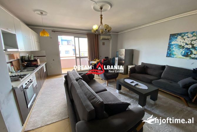Shtepi me qera 2+1 ne Tirane - 450 Euro