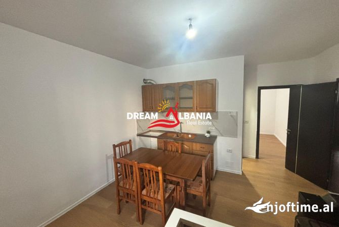 Shtepi me qera 1+1 ne Tirane - 450 Euro