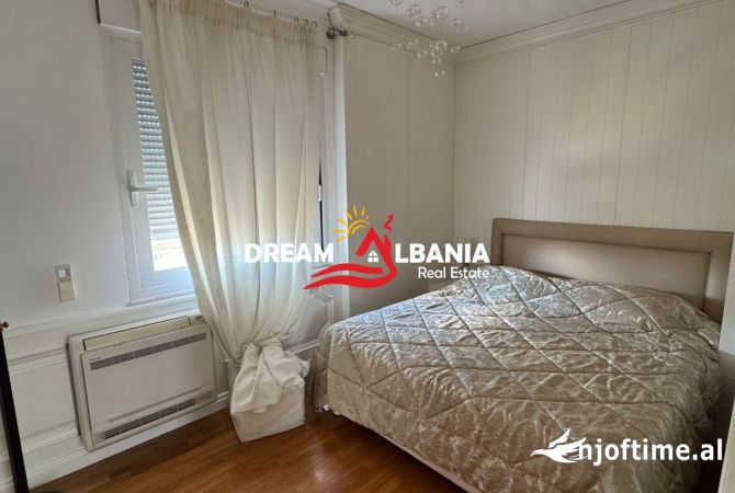 Shtepi me qera Apartament ne Tirane, 2+1, Mobilimi E mobiluar, Pagesa 2,000  Euro.