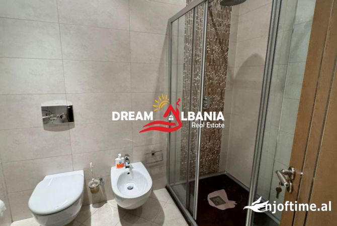 Shtepi me qera Apartament ne Tirane, 2+1, Mobilimi E mobiluar, Pagesa 2,000  Euro.