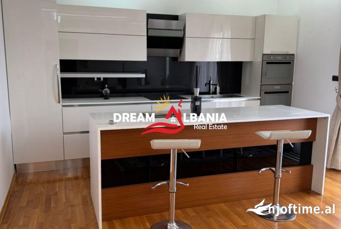 Shtepi me qera 2+1 ne Tirane - 2,000 Euro