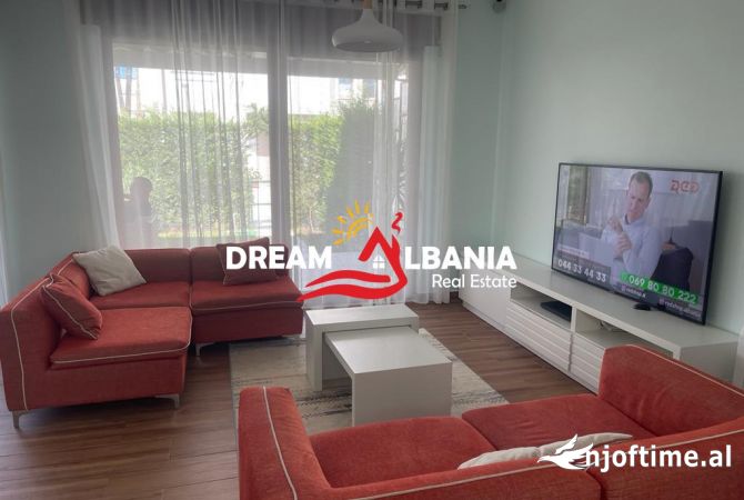 Shtepi me qera 3+1 ne Durres - 3,000 Euro