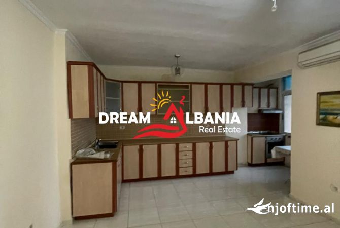 Shtepi ne shitje 1+1 ne Tirane - 120,000 Euro