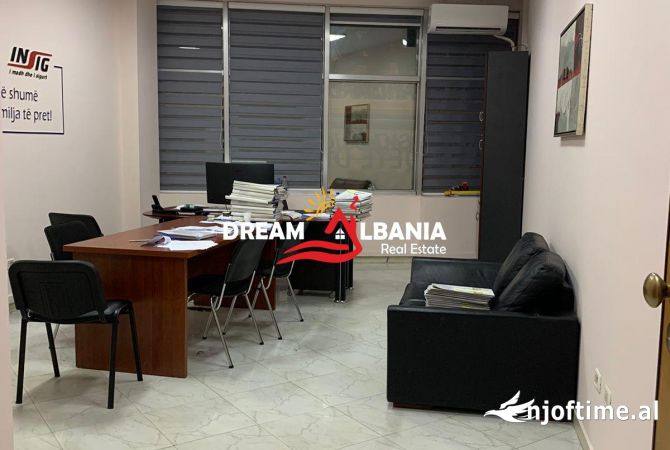 Ambient biznesi me qera 3+1 ne Tirane - 700 Euro