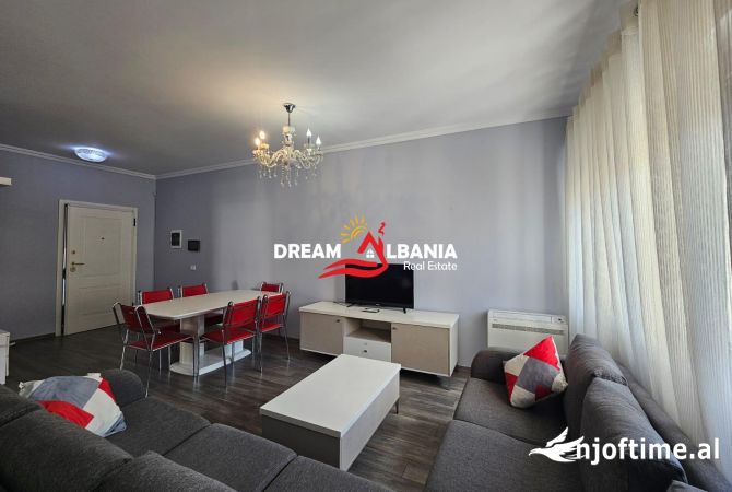 Casa in affitto 3+1 a Tirana - 1,000 Euro