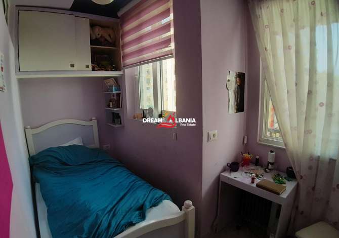 Shtepi ne shitje  ne Tirane, 2+1, Mobilimi Bosh, pa mobiluar, Pagesa 110,000  Euro.