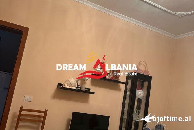 Shtepi me qera 1+1 ne Tirane - 450 Euro