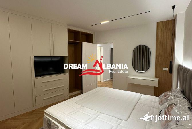 Shtepi me qera Apartament ne Tirane, 1+1, Mobilimi E mobiluar, Pagesa 1,500  Euro.