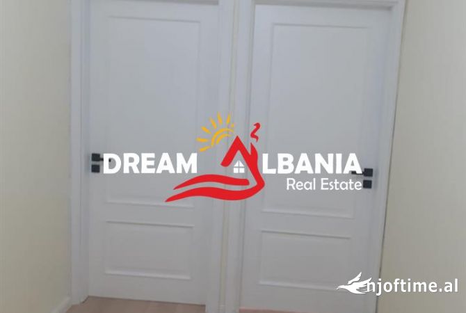 Shtepi ne shitje Apartament ne Tirane, 1+1, Mobilimi Bosh, pa mobiluar, Pagesa 79,000  Euro.