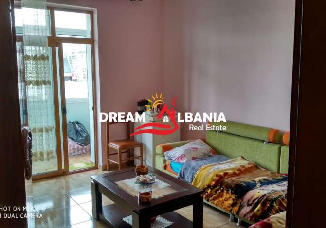 Shtepi ne shitje  ne Tirane, 2+1, Mobilimi Bosh, pa mobiluar, Pagesa 58,000  Euro.