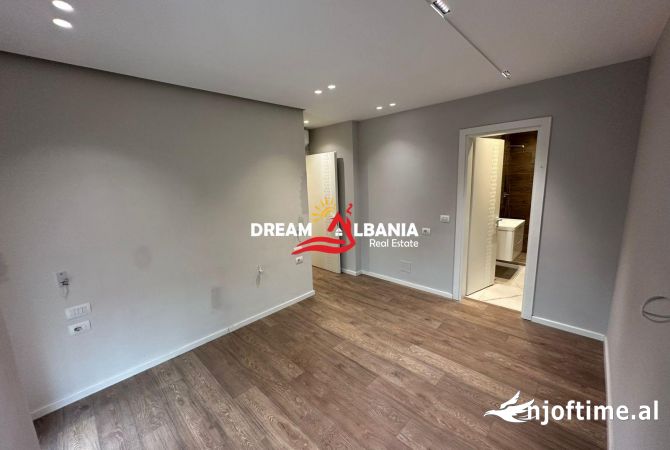 Ambient biznesi me qera 3+1 ne Tirane - 700 Euro
