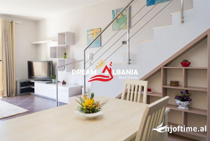 Shtepi me qera Apartament ne Tirane, 3+1, Mobilimi E mobiluar, Pagesa 1,000  Euro.