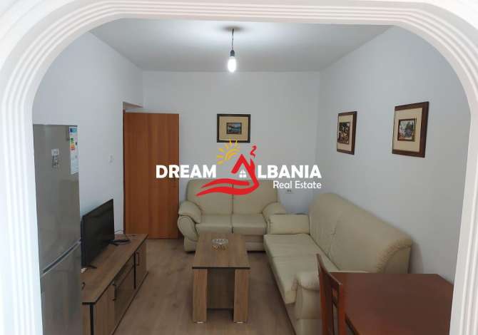 Shtepi ne shitje  ne Tirane, 2+1, Mobilimi E mobiluar, Pagesa 68,000  Euro.