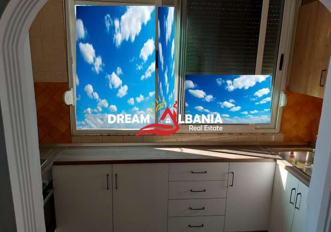 Shtepi ne shitje  ne Tirane, 2+1, Mobilimi E mobiluar, Pagesa 68,000  Euro.