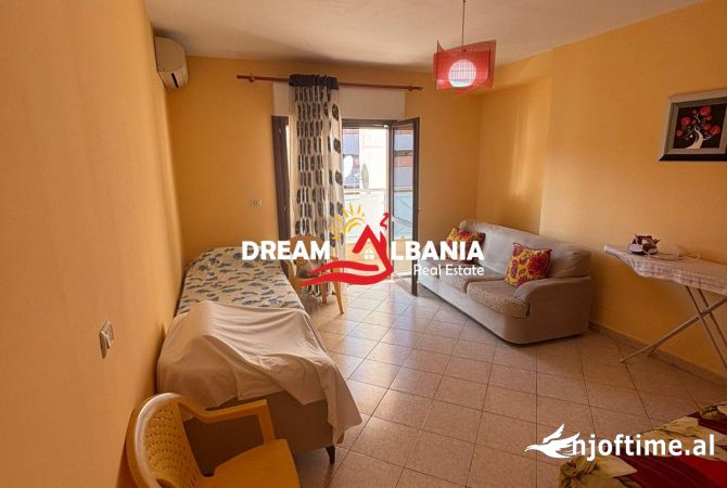 Shtepi ne shitje Apartament ne Tirane, 2+1, Mobilimi E mobiluar, Pagesa 234,000  Euro.